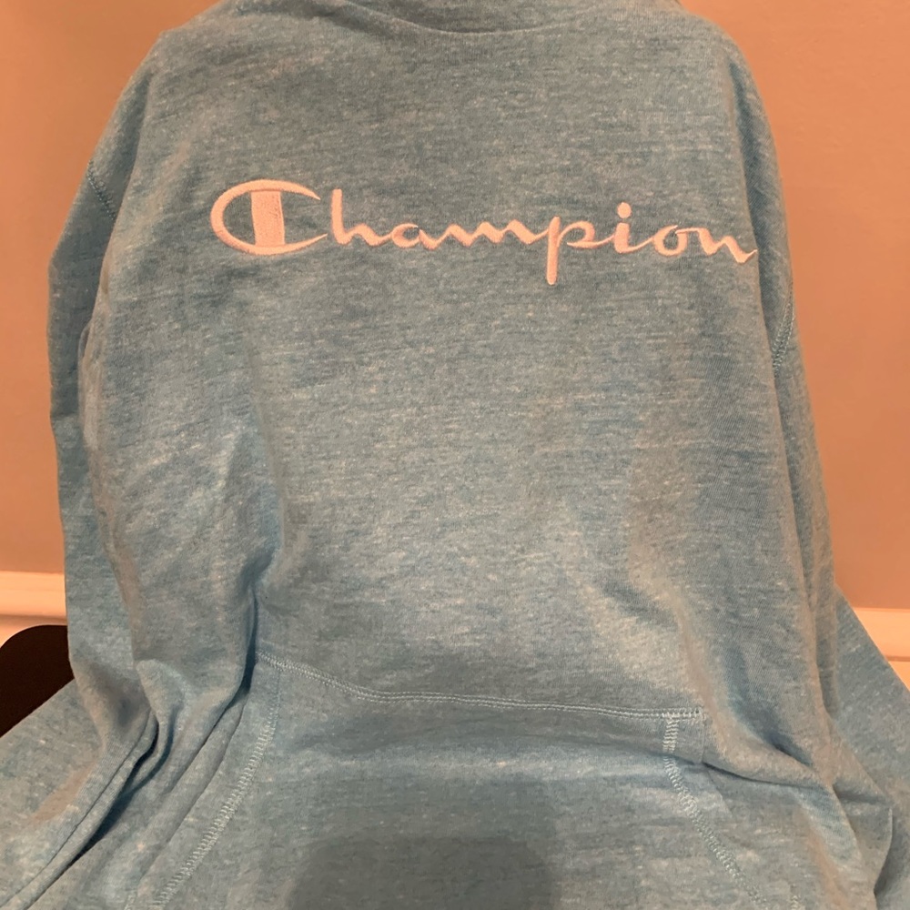 Champion Sweatshirt NWT